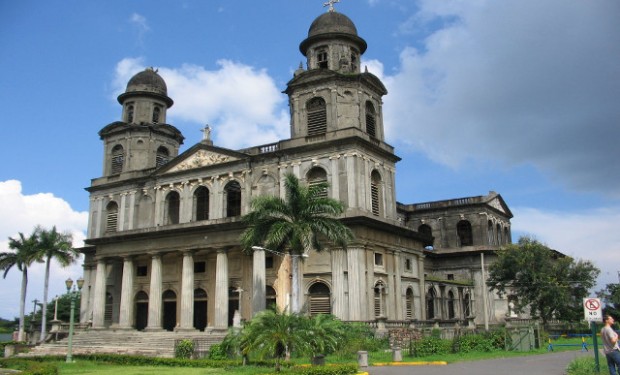 A fuoco la cattedrale di Managua. «Un atto terroristico», secondo l'arcivescovo della diocesi nicaraguense